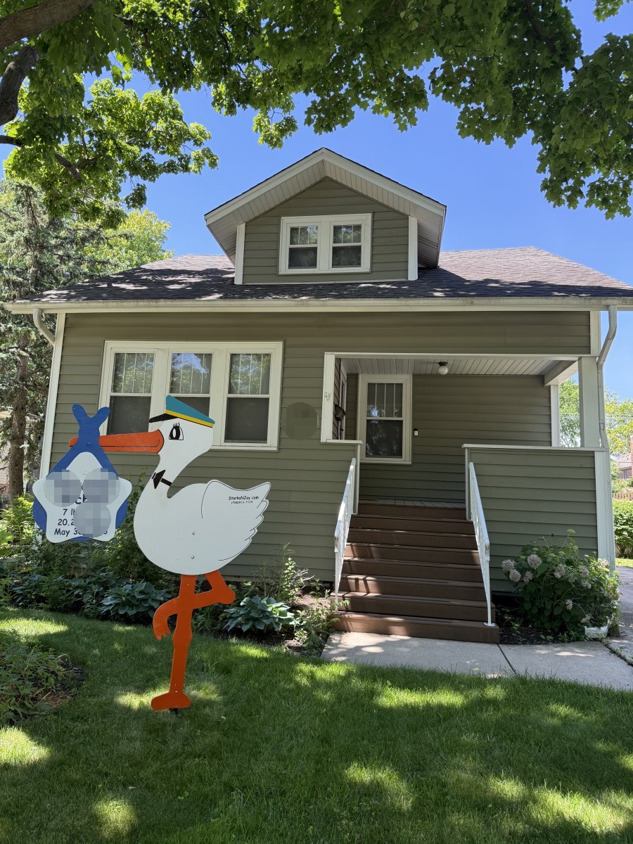 StorksNJoy rental – 2026 06 02 Elmhurst Boy
