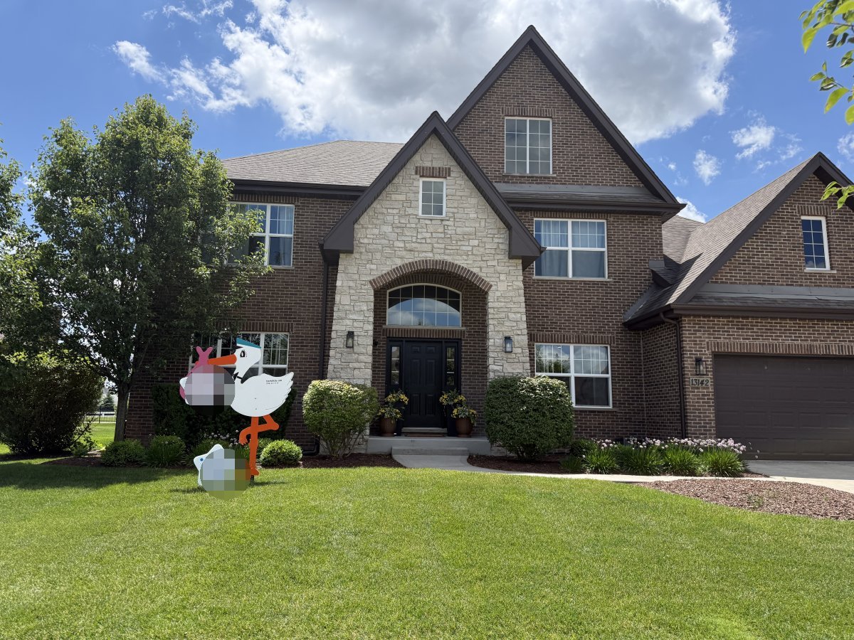 StorksNJoy rental – 2026 06 25 Lemont Girl